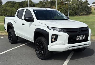 2019 Mitsubishi Triton - Thumbnail