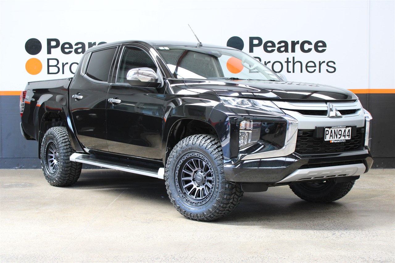 2022 Mitsubishi Triton