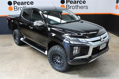 2022 Mitsubishi Triton - Thumbnail