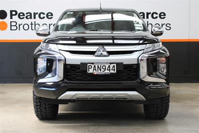 2022 Mitsubishi Triton - Thumbnail