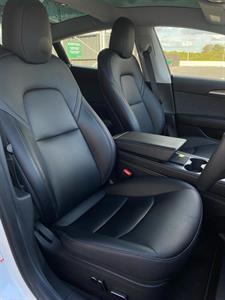 2022 Tesla Model 3 - Thumbnail