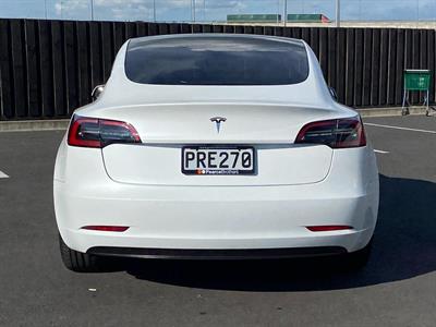 2022 Tesla Model 3 - Thumbnail