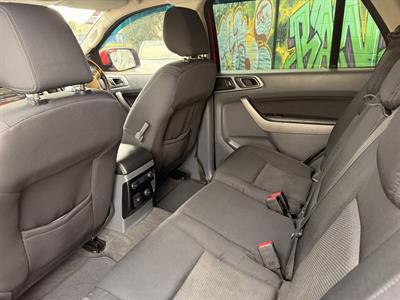 2016 Ford Everest - Thumbnail