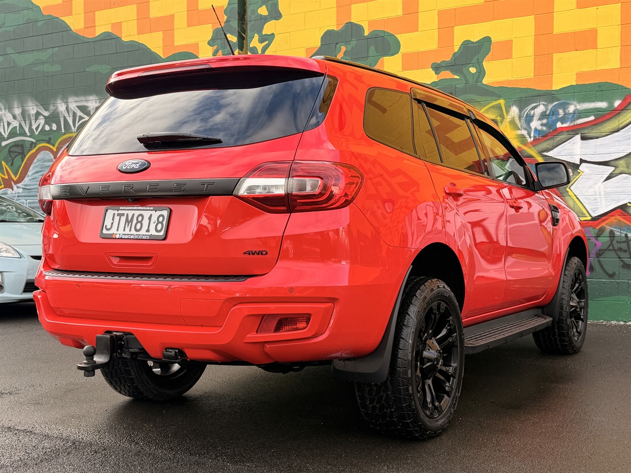 2016 Ford Everest