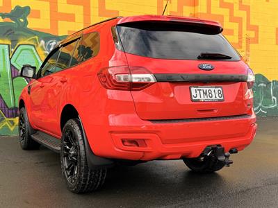 2016 Ford Everest - Thumbnail