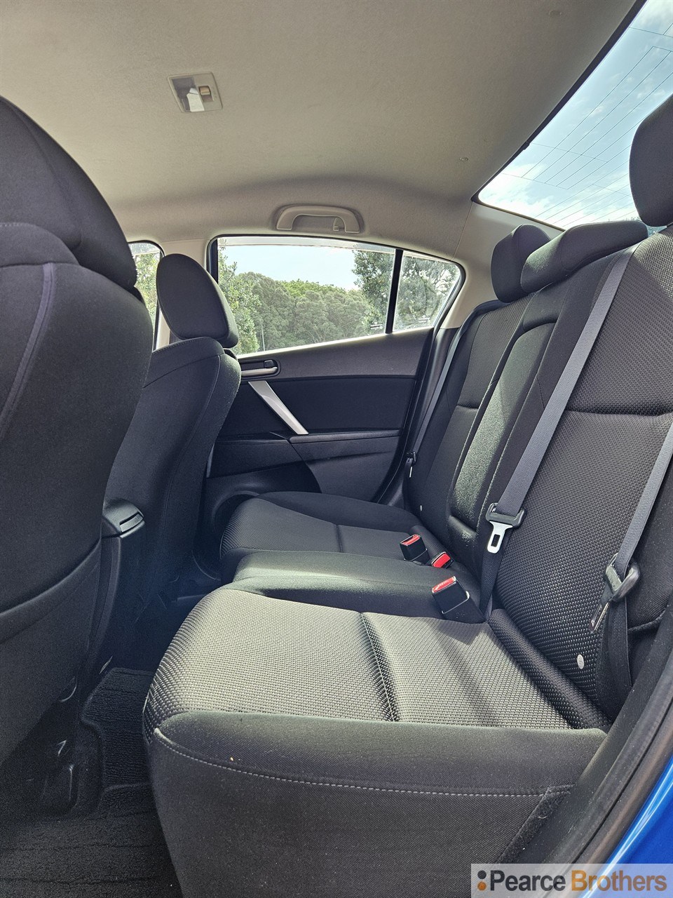 2013 Mazda Axela