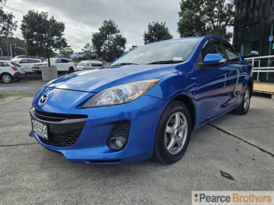 2013 Mazda Axela - Thumbnail