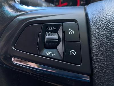 2015 Holden Commodore - Thumbnail