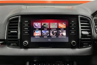 2020 Skoda Karoq - Thumbnail