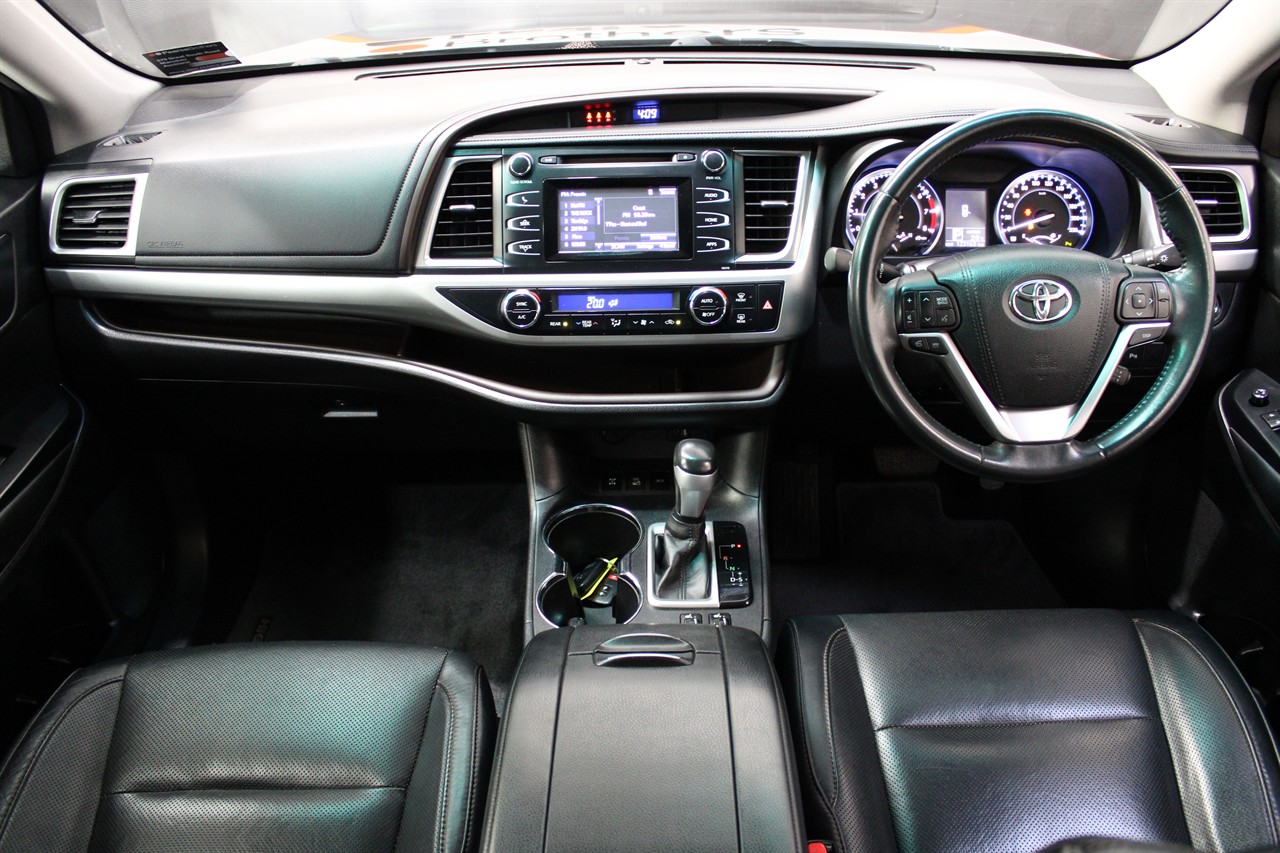2016 Toyota HIGHLANDER