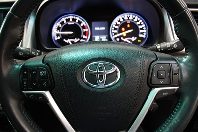 2016 Toyota HIGHLANDER - Thumbnail