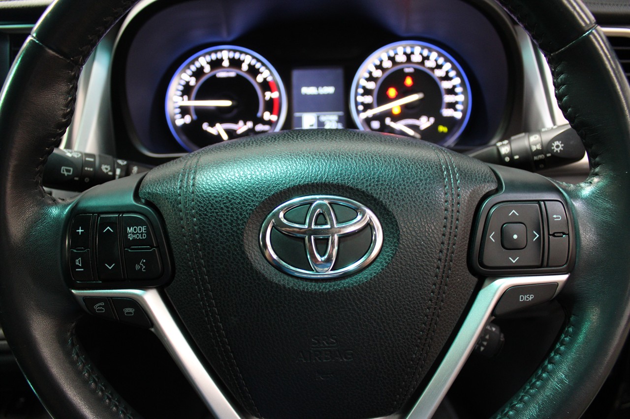 2016 Toyota HIGHLANDER