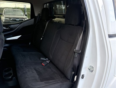 2016 Nissan Navara - Thumbnail