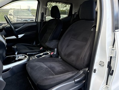 2016 Nissan Navara - Thumbnail