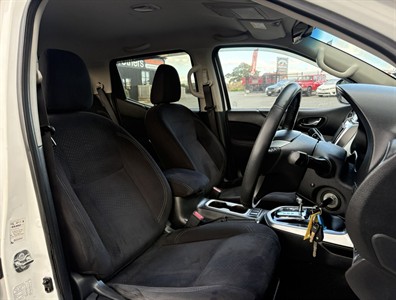 2016 Nissan Navara - Thumbnail