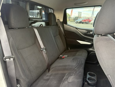 2016 Nissan Navara - Thumbnail