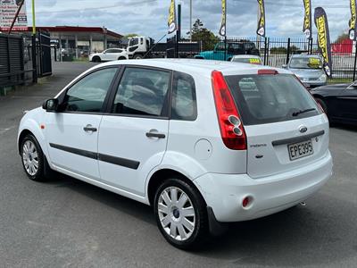 2008 Ford Fiesta - Thumbnail