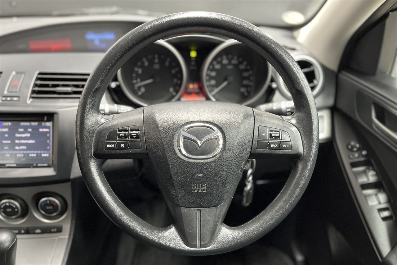 2010 Mazda Axela