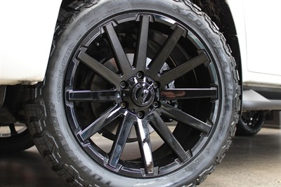 2022 Toyota Hilux - Thumbnail