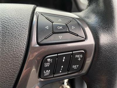 2018 Ford Everest - Thumbnail