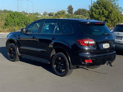 2018 Ford Everest - Thumbnail