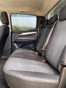 2016 Isuzu D-Max - Thumbnail