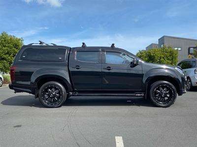 2016 Isuzu D-Max - Thumbnail