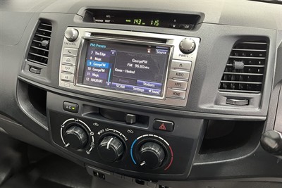 2015 Toyota Hilux - Thumbnail