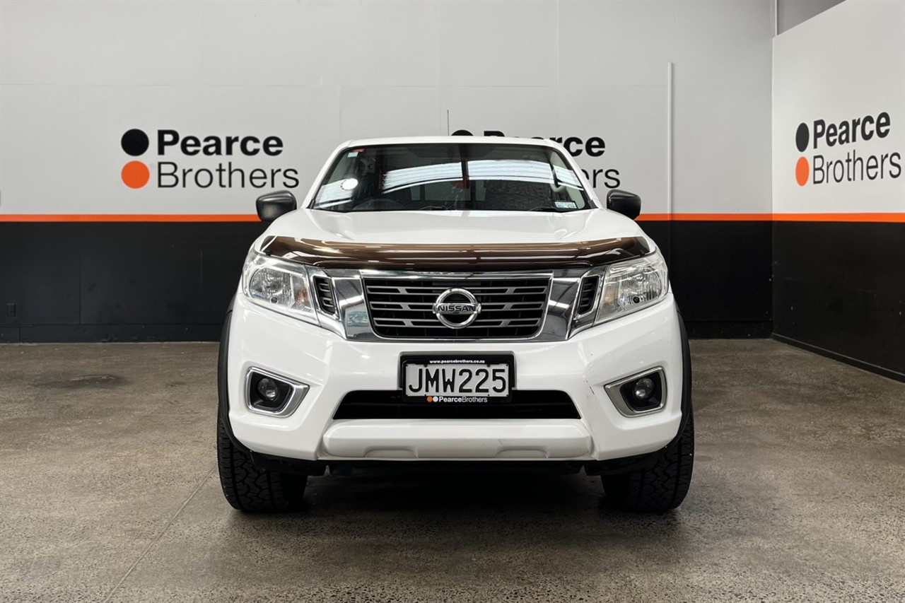 2015 Nissan Navara