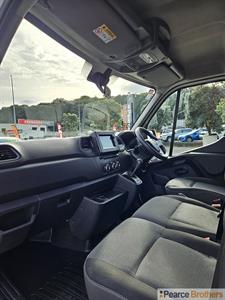 2020 Renault Master - Thumbnail