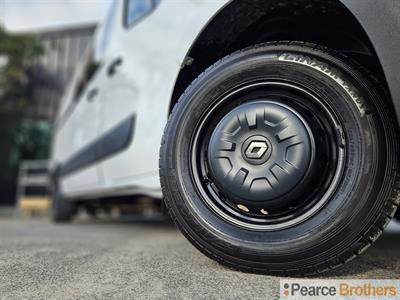 2020 Renault Master - Thumbnail