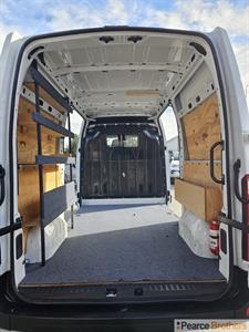 2020 Renault Master - Thumbnail