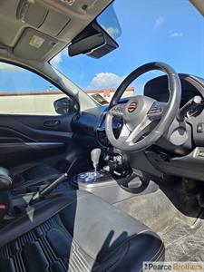 2021 Nissan Navara - Thumbnail