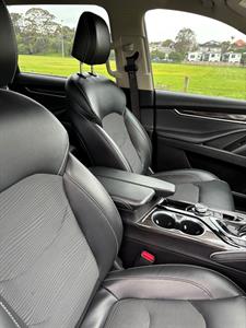2020 LDV D90 - Thumbnail