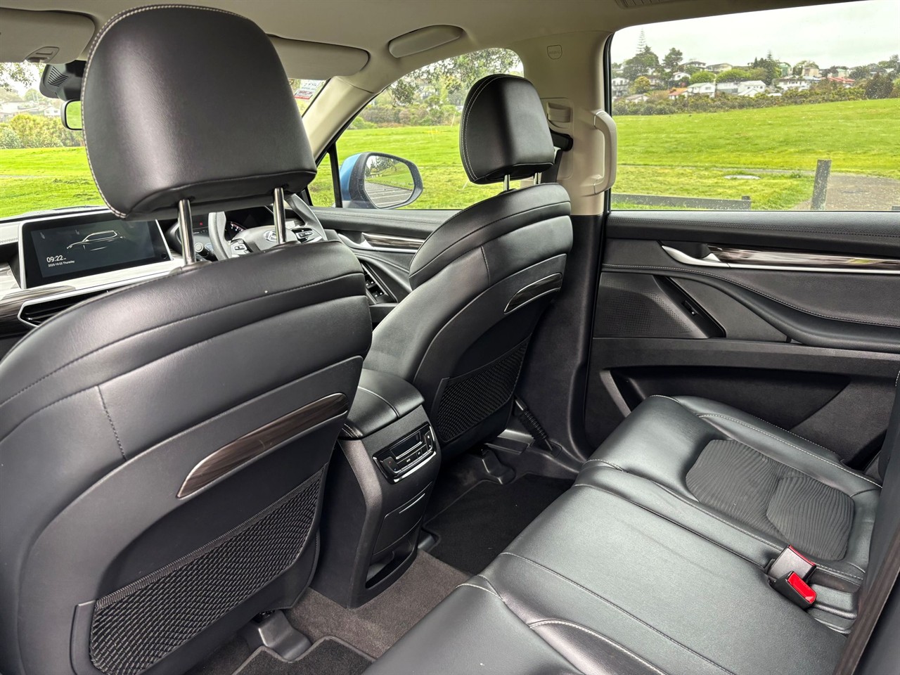 2020 LDV D90