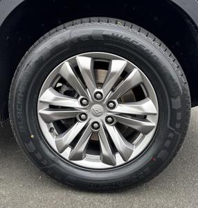 2020 LDV D90 - Thumbnail