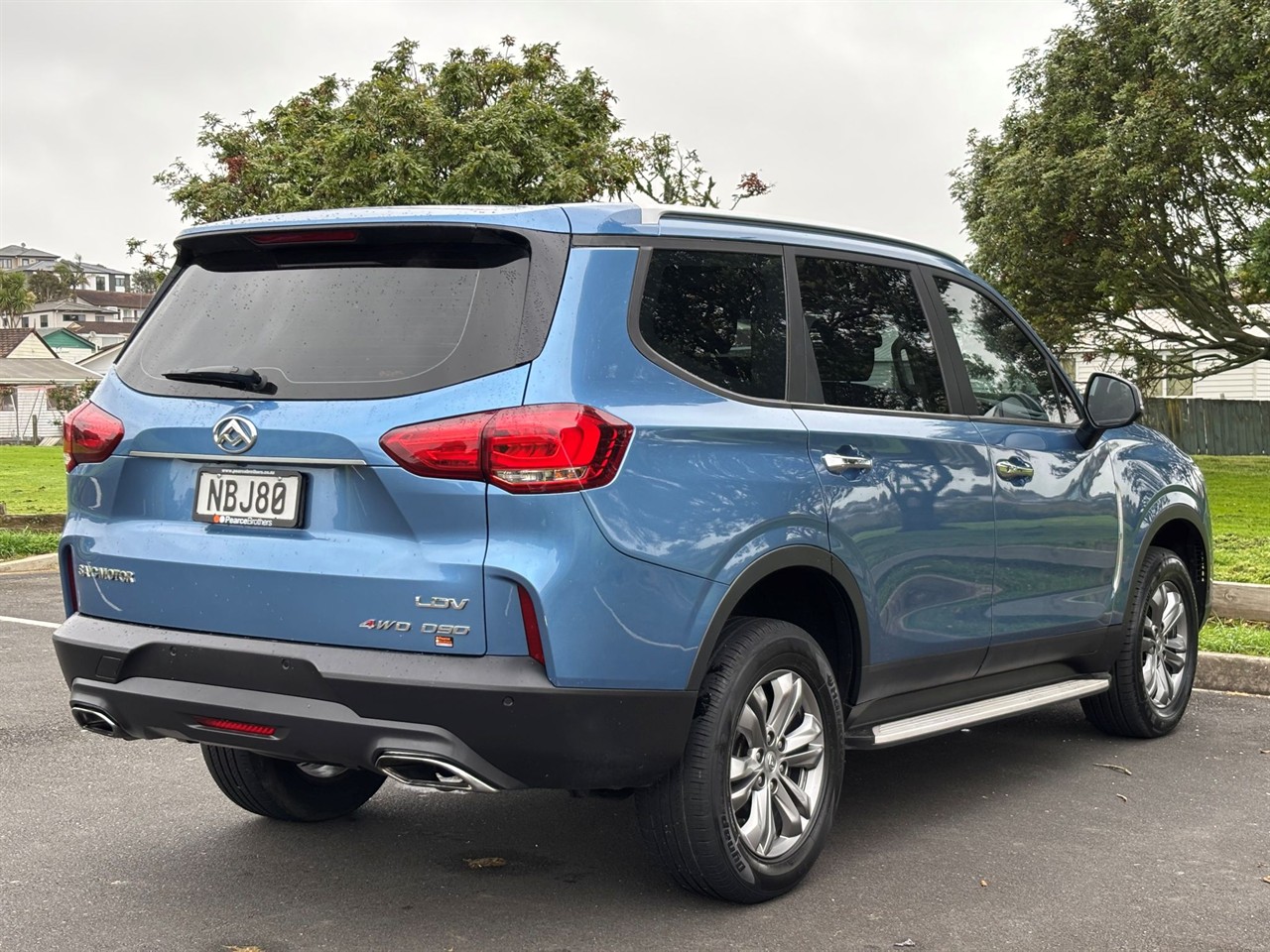 2020 LDV D90