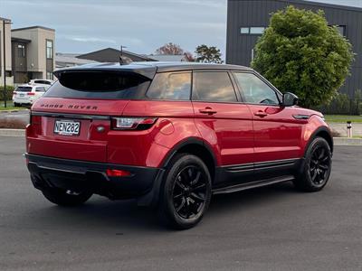 2017 Land Rover Range Rover Evoque - Thumbnail