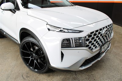 2023 Hyundai Santa Fe - Thumbnail