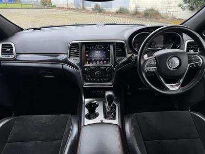 2017 Jeep GRAND CHEROKEE - Thumbnail