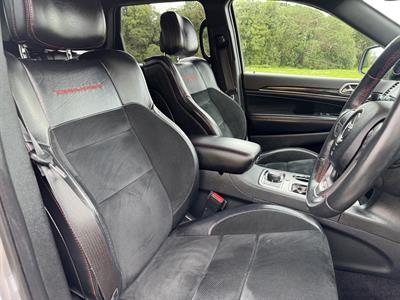 2017 Jeep GRAND CHEROKEE - Thumbnail