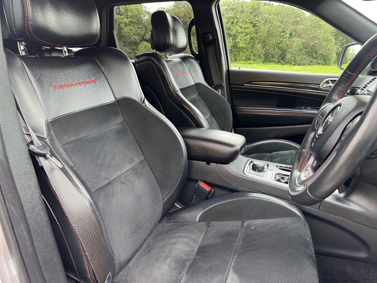 2017 Jeep GRAND CHEROKEE