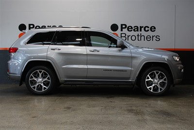 2021 Jeep Grand Cherokee - Thumbnail
