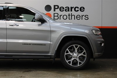 2021 Jeep Grand Cherokee - Thumbnail