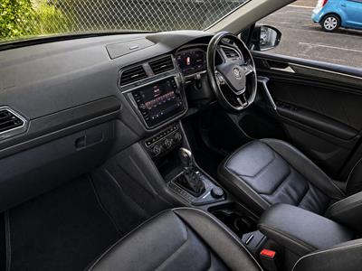 2019 Volkswagen Tiguan - Thumbnail
