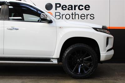 2019 Mitsubishi Triton - Thumbnail