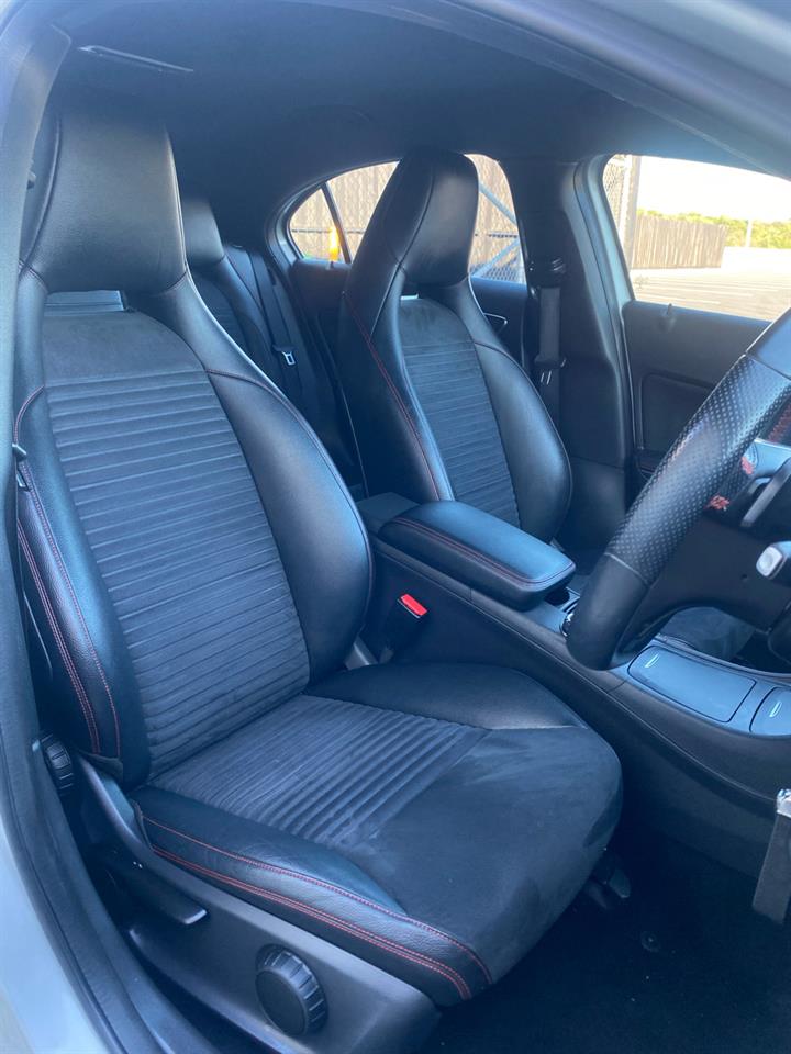 2013 Mercedes-Benz A180