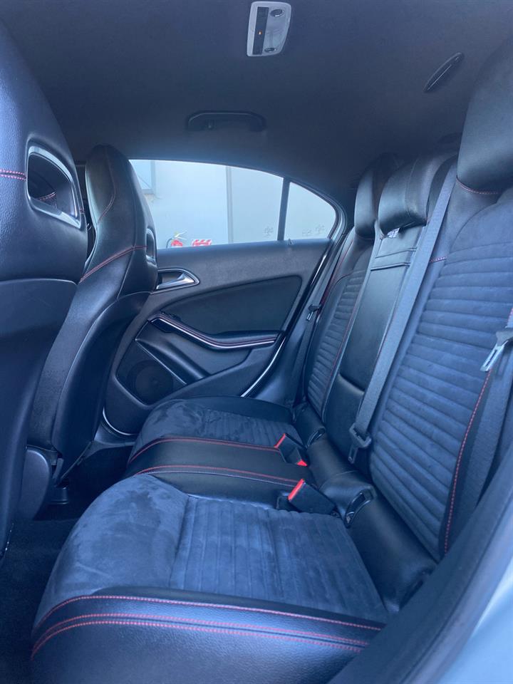 2013 Mercedes-Benz A180