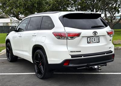 2015 Toyota Highlander - Thumbnail