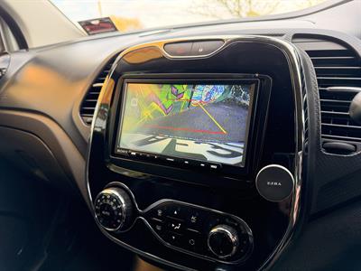 2017 Renault Captur - Thumbnail